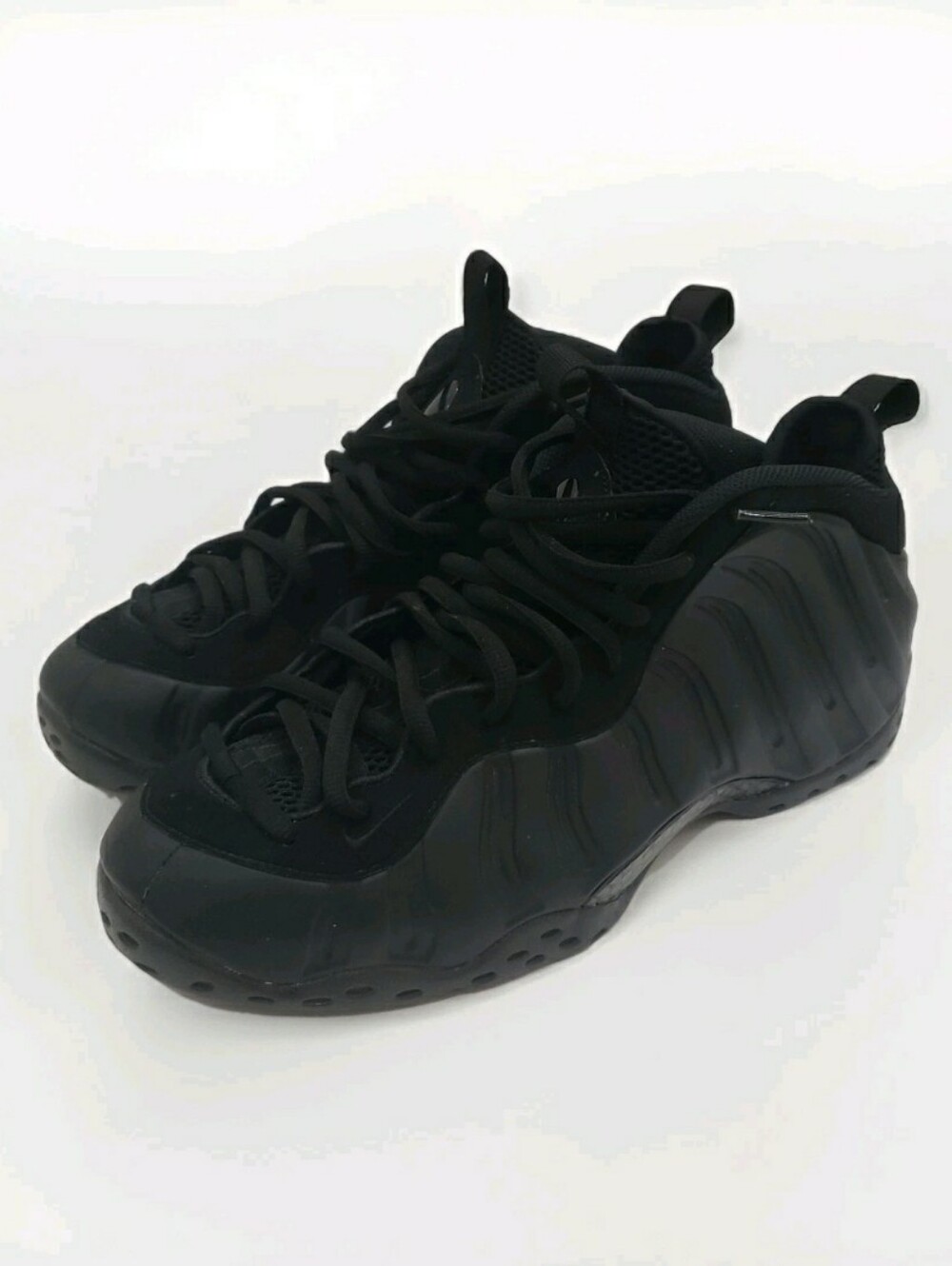 Nike Air Foamposite One Anthracite 2023 men’s sneakers in size 11.5. FD5855-001.